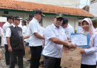 Karyawan Kantor Berprestasi Dapatkan Penghargaan Perhutani Banyuwangi Barat